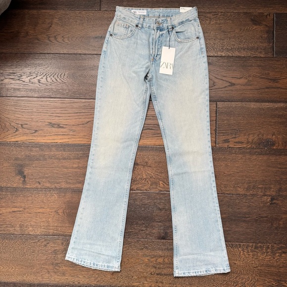 Zara Bootcut Jeans - Picture 2 of 6